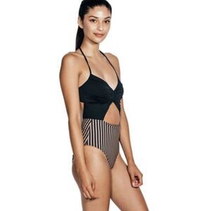 KORESWIM‎ Striped Black/Gold One-Piece Medium